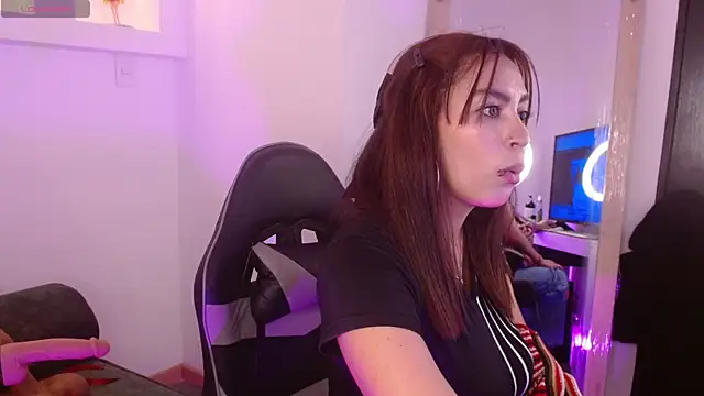 dayancarolina  online show from 09-16-25, 03:46