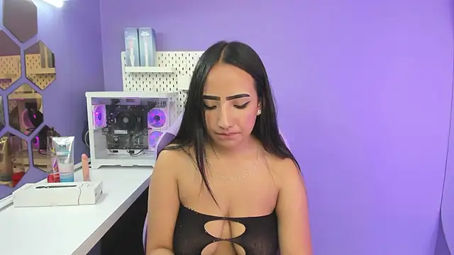 Alice 26  online show from 03-11-26, 02:11