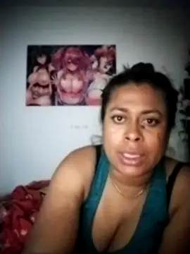 Snapshot of Tu-Reina chatting on 09-16-25, 02:12 Tu-Reina online show from 09-16-25, 02:12