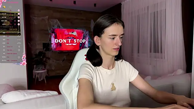 TwinTemptations online show from 11-01-25, 09:52