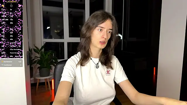 Snapshot of TwinTemptations chatting on 02-21-26, 07:16 TwinTemptations online show from 02-21-26, 07:16