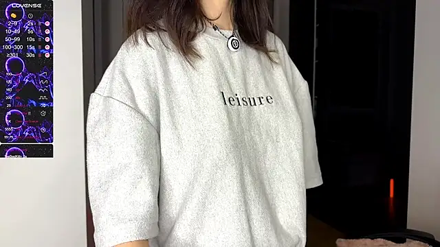 Snapshot of TwinTemptations chatting on 02-11-26, 06:08 TwinTemptations online show from 02-11-26, 06:08