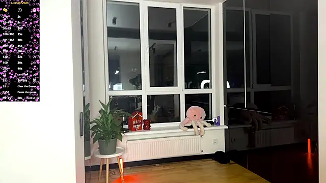 Snapshot of TwinTemptations chatting on 02-14-26, 09:26 TwinTemptations online show from 02-14-26, 09:26