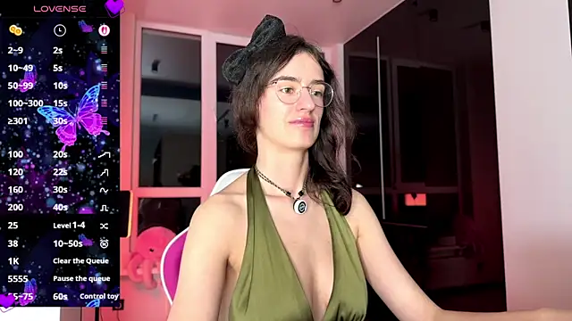 TwinTemptations online show from 04-05-26, 05:19