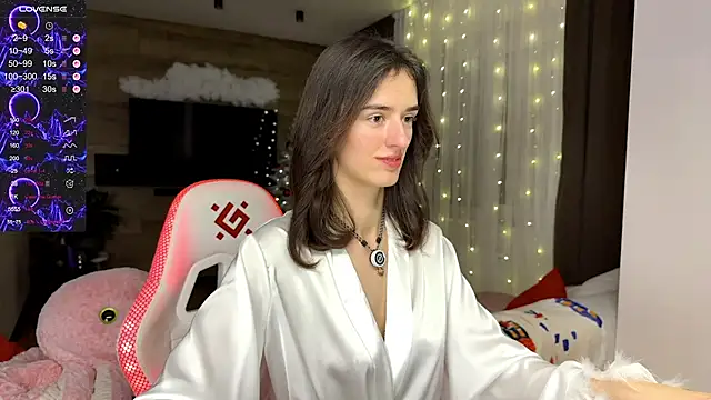 Snapshot of TwinTemptations chatting on 01-17-26, 06:22 TwinTemptations online show from 01-17-26, 06:22