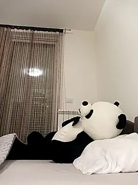 MeCherryy online show from 01-12-26, 08:15