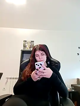 MeCherryy online show from 01-19-26, 02:21