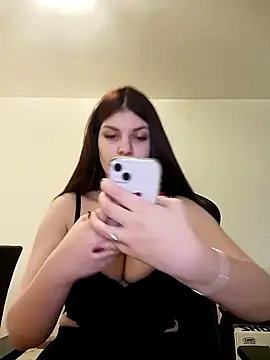 MeCherryy online show from 02-13-26, 02:17