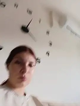 MeCherryy online show from 05-20-26, 02:03