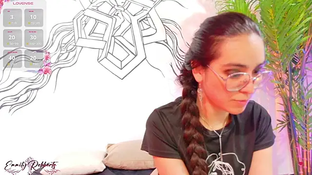 Emmi Roberts online show from 02-20-26, 09:28