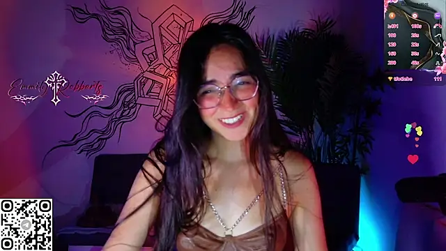 Emmi Roberts online show from 05-15-26, 11:25