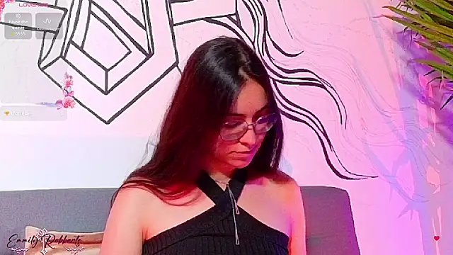 Emmi Roberts online show from 02-12-26, 12:21