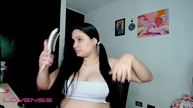 Snapshot of ashliecooperrr chatting on 12-04-25, 03:49 ashliecooperrr online show from 12-04-25, 03:49