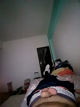 Snapshot of kredazzbigdick chatting on 10-25-25, 07:18 kredazzbigdick online show from 10-25-25, 07:18