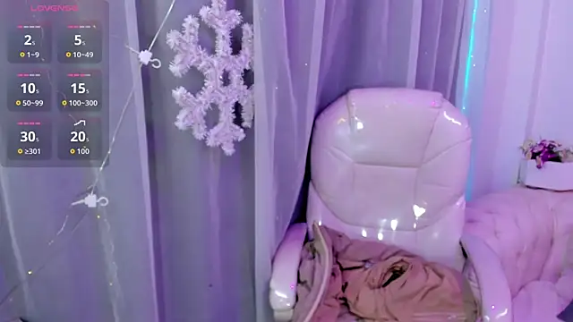 Pretty Johnson  online show from 12-15-25, 11:38