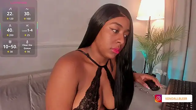 Kendallbleer online show from 10-20-25, 11:55