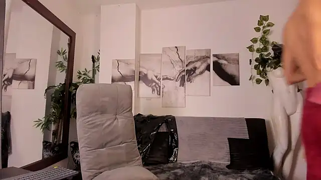 Giotrashy online show from 09-16-25, 07:59