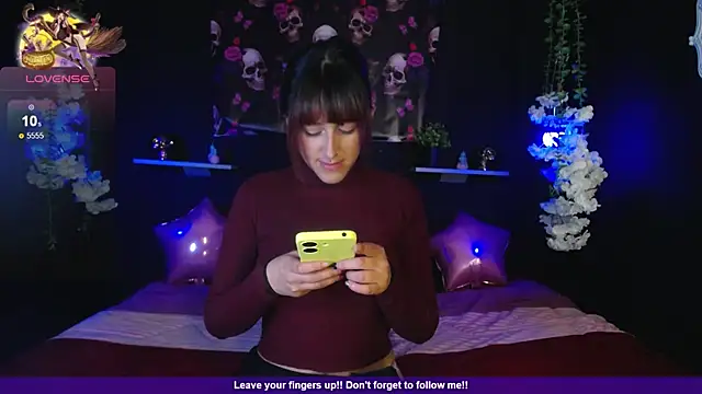 Hairydoll  online show from 11-12-25, 09:40