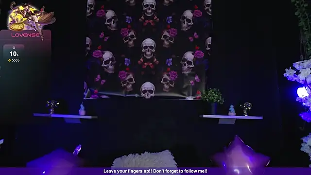 Hairydoll  online show from 11-05-25, 09:29