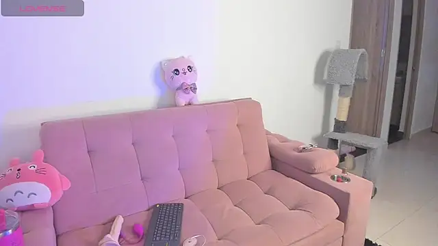 princesssammy2 online show from 11-28-25, 12:33