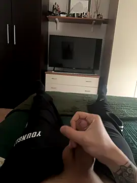 impaolo20 online show from 10-04-25, 03:02