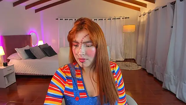 karla hill 28 online show from 10-30-25, 04:11