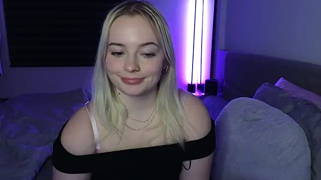 margot robbie7 online show from 12-04-25, 12:42