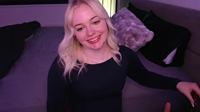 Snapshot of margot_robbie7 chatting on 02-11-26, 12:43 margot robbie7 online show from 02-11-26, 12:43