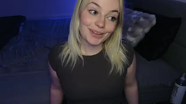 margot robbie7 online show from 06-30-26, 01:38