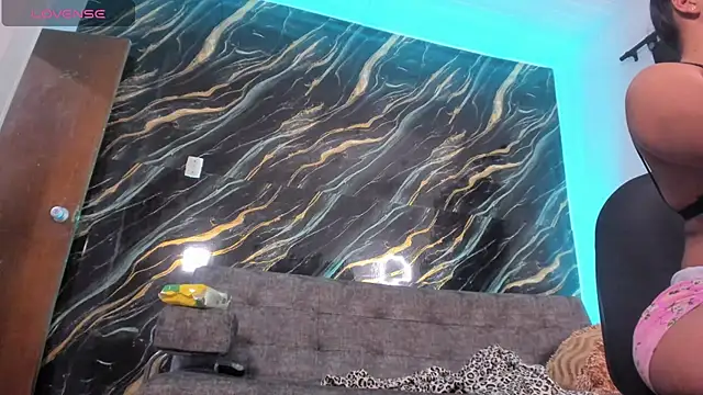 Kattysoto online show from 04-04-26, 05:14