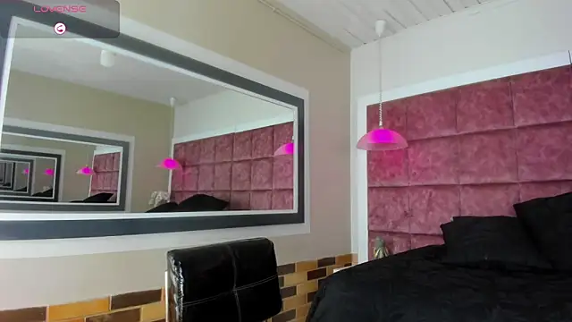 Snapshot of Christian_Musclet4 chatting on 03-15-25, 01:51 Christian Musclet4 online show from 03-15-25, 01:51