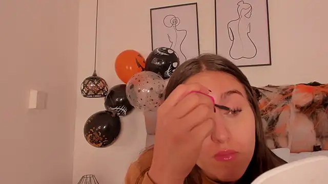 Hanna Evans   online show from 10-25-25, 12:39