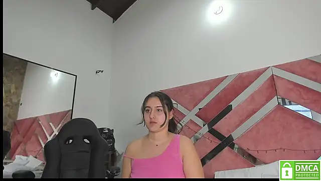 Hanna Evans   online show from 03-15-25, 10:24