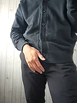 ikeike-kun online show from 03-18-25, 01:24