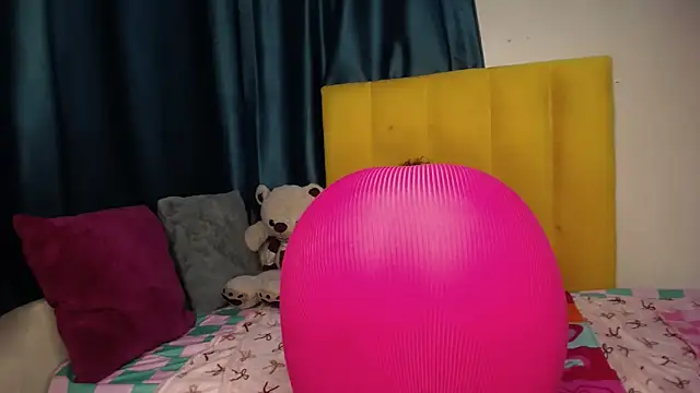 blackrose001 online show from 10-17-25, 03:14