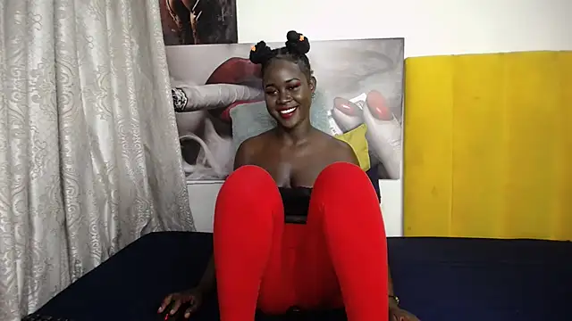 Snapshot of blackrose001 chatting on 02-06-26, 10:06 blackrose001 online show from 02-06-26, 10:06