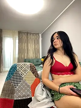 18teengirl3 online show from 10-04-25, 08:05