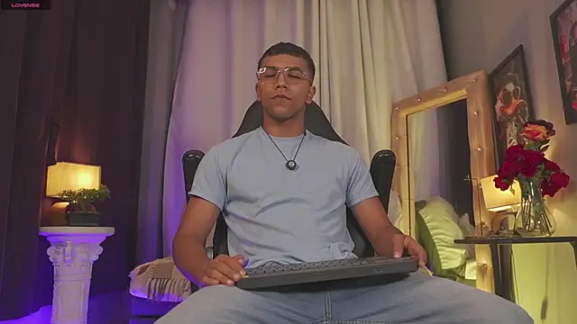 Colstorw  online show from 04-08-26, 10:06