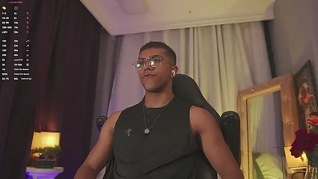 Colstorw  online show from 04-14-26, 09:58