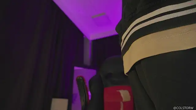 Colstorw  online show from 01-10-26, 09:59