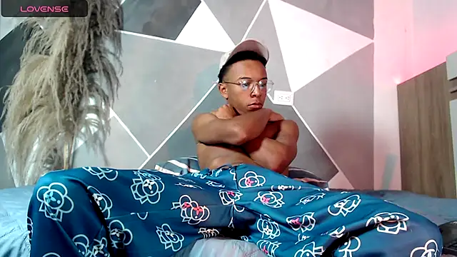 DavidLondo online show from 11-20-25, 02:18