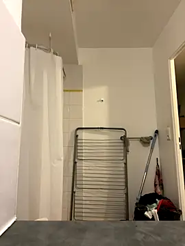 Renoirmonter online show from 11-15-25, 01:04