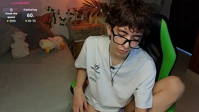 Matty Sparkk online show from 05-24-26, 01:33