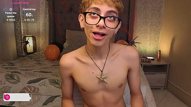 Matty Sparkk online show from 10-13-25, 01:34