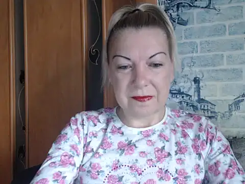 Lillia Ray online show from 05-14-26, 07:16
