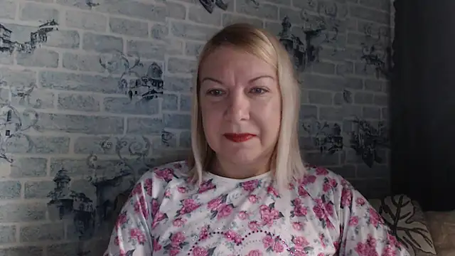 Lillia Ray online show from 10-24-25, 05:06