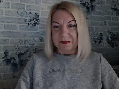 Lillia Ray online show from 10-13-25, 05:53