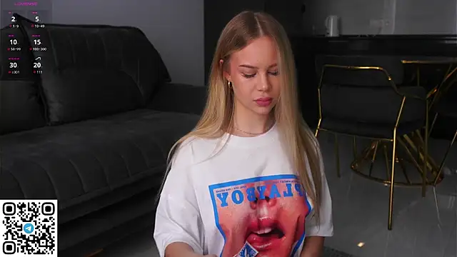 cassiemurr  online show from 05-18-26, 07:24