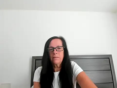 peachgoddess online show from 09-19-25, 03:27