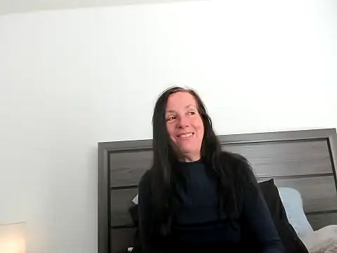 peachgoddess online show from 11-02-25, 03:28